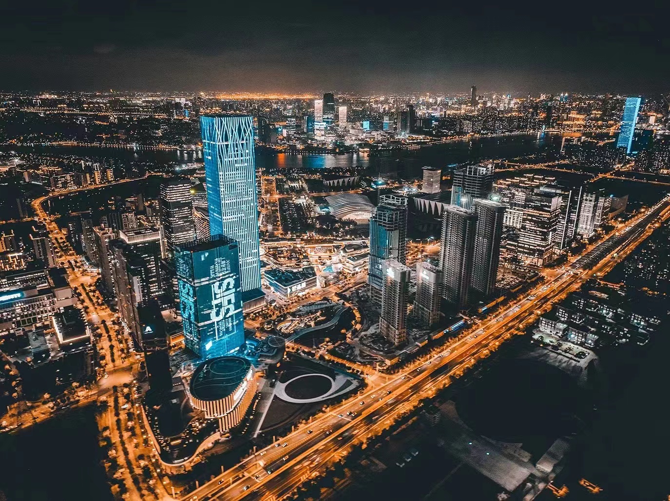 NEW BUND 31 receives multiple awards